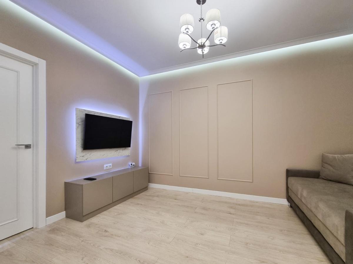Botanica, 1 Bedroom Apartment With Living Chisinau Exterior photo